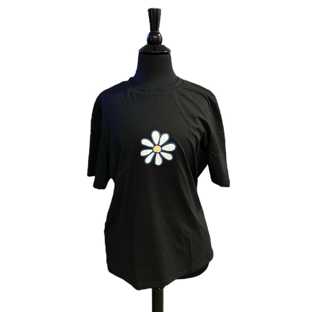 Sunflower Graphic Design T-Shirt